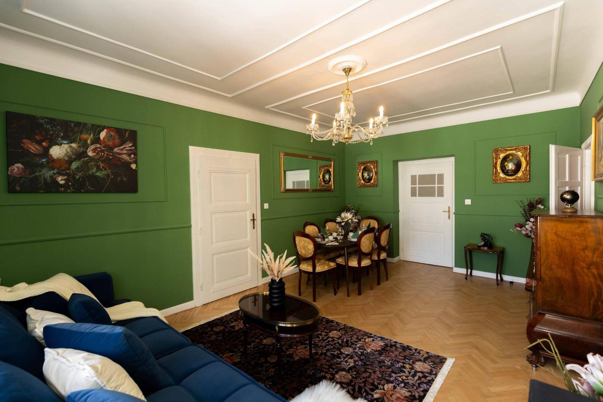 New, Stylish And Spacious Apartment Братислава Екстериор снимка