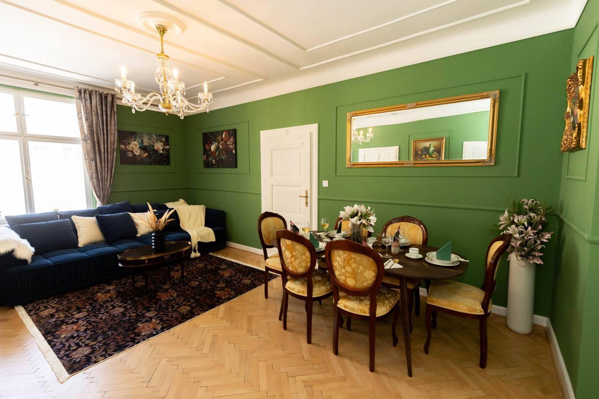 New, Stylish And Spacious Apartment Братислава Екстериор снимка