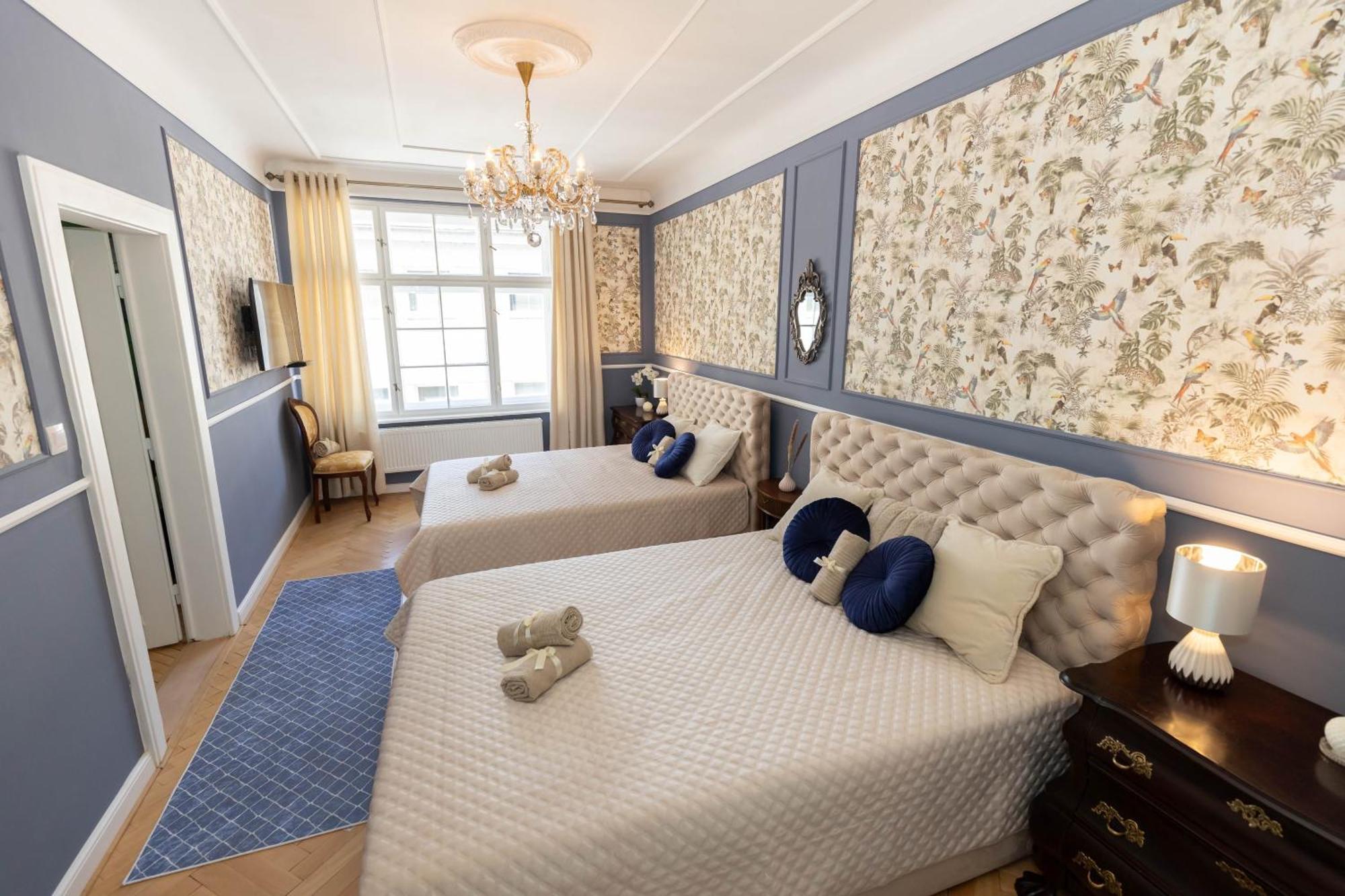 New, Stylish And Spacious Apartment Братислава Екстериор снимка