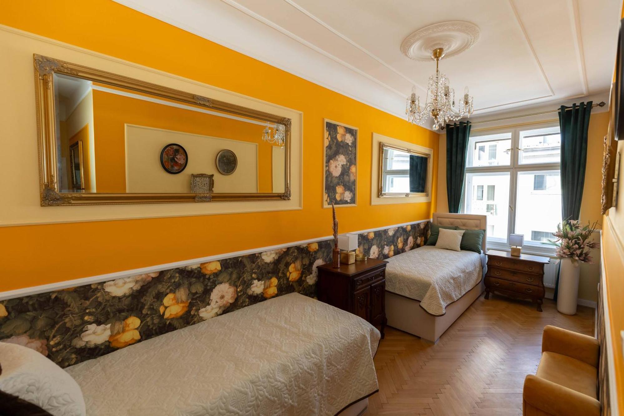 New, Stylish And Spacious Apartment Братислава Екстериор снимка