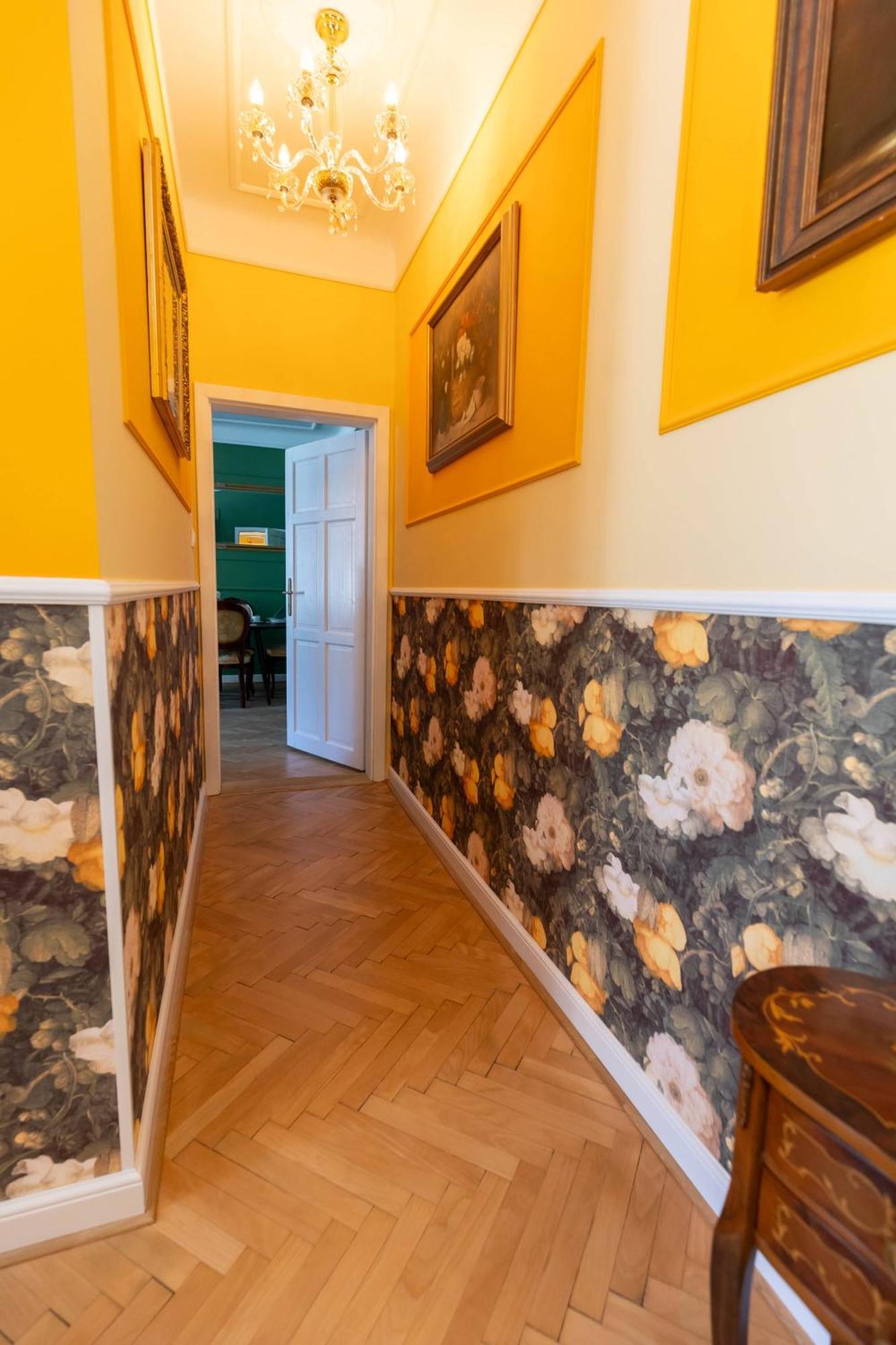 New, Stylish And Spacious Apartment Братислава Екстериор снимка